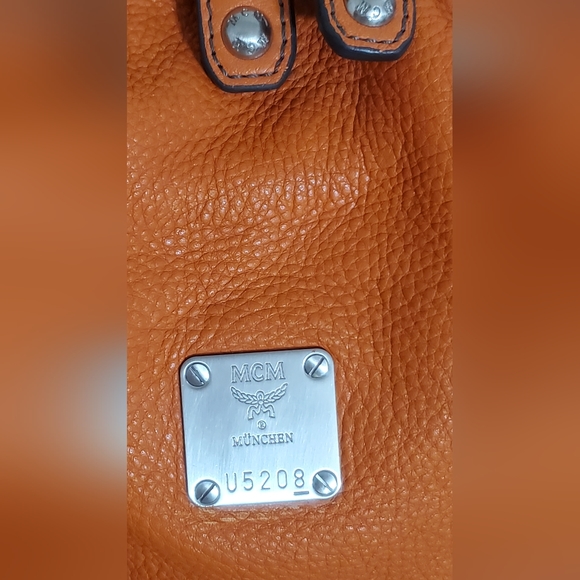 MCM Orange Leather Duffle/Weekender Bag - Picture 10 of 16